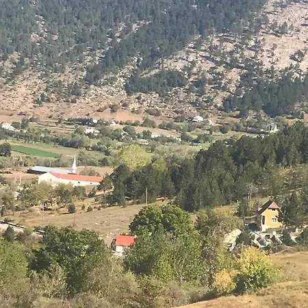 Bujtina Oxhaku I Docit * Fushe-Lure