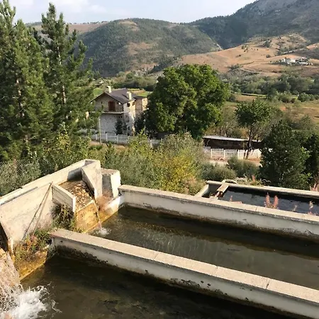 Bujtina Oxhaku I Docit * Fushe-Lure